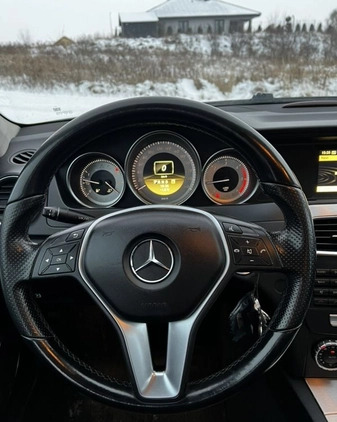 Mercedes-Benz Klasa C cena 38000 przebieg: 287000, rok produkcji 2011 z Gniezno małe 46